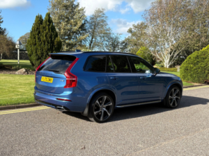 2020 Volvo Xc90 2.0 B6 Mhev R-Design Pro SUV 5dr Petrol Hybrid Auto 4WD Euro 6 (s/s) (300 Ps) in Blue — image 5