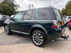 2013 Land Rover Freelander 2 2.2 Sd4 Hse Lux SUV 5dr Diesel Commandshift 4WD Euro 5 (190 Ps) in Green — image 4