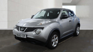 2010 Nissan Juke 1.6 Visia Euro 5 5dr in Silver — image 2