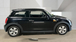 2017 MINI Hatch 1.2 One Euro 6 (s/s) 3dr in Black — image 5