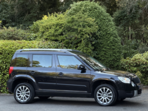 2013 Skoda Yeti 2.0 Tdi Elegance in Black — image 4