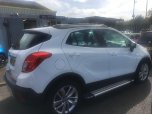 2016 Vauxhall Mokka 1.6i Exclusiv 2WD Euro 6 (s/s) 5dr in White — image 4