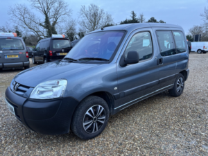 2009 Peugeot Partner 1.4 Wav Wheelchair Accessible Vehicle Combi in Grey — image 5