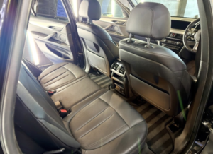 2017 BMW X5 3.0 X5 M50d M Sport Plus in Black — image 6