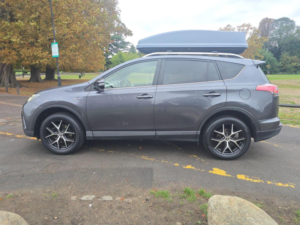 2017 Toyota Rav4 2.5 Vvt-H Icon CVT 4WD Euro 6 (s/s) 5dr (safety Sense, Nav) in Grey — image 4