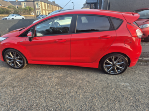 2017 Ford Fiesta 1.0 T Ecoboost St-Line in Red — image 3