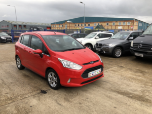 2013 Ford B-Max 1.0 T Ecoboost Zetec in Red — image 2