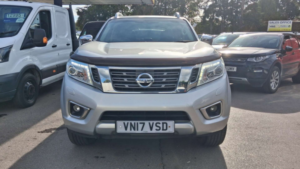 2017 Nissan Navara 2.3 Dci Tekna Pickup Double Cab 4dr Diesel Manual 4WD Euro 6 (s/s) (190 Ps) in Silver — image 2