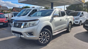 2017 Nissan Navara 2.3 Dci Tekna Pickup Double Cab 4dr Diesel Manual 4WD Euro 6 (s/s) (190 Ps) in Silver — image 3