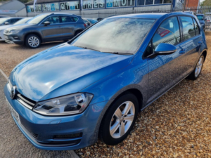 2016 Volkswagen Golf 1.4 Tsi Bluemotion Tech Match Edition Euro 6 (s/s) 5dr in Blue — image 3