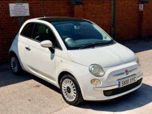 2010 Fiat 500 1.2 Lounge Euro 5 (s/s) 3dr in White — image 2