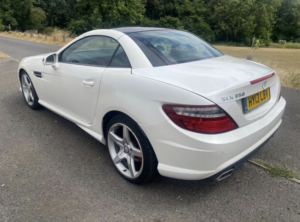 2013 Mercedes-Benz Slk 3.5 Slk350 Blueefficiency Amg Sport in White — image 5