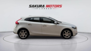 2014 Volvo V40 1.6 T4 Se Lux Nav Powershift Euro 5 (s/s) 5dr in Other — image 4