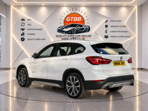 2015 BMW 1 Series 2015 BMW X1 Xdrive X20i Xline in White — image 4