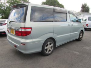 2003 Toyota Alphard 2.4 in Silver — image 2