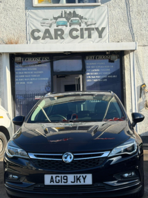 2019 Vauxhall Astra 1.4i Turbo Sri Sports Tourer Auto Euro 6 (s/s) 5dr in Blue — image 2