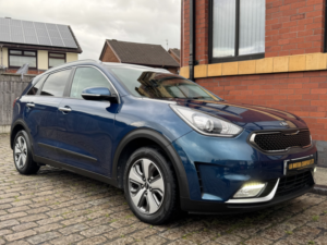 2019 Kia Niro 1.6 H Gdi 2 in Blue — image 4