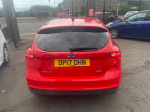 2017 Ford Focus 1.0t Ecoboost Titanium Hatchback 5dr Petrol Manual Euro 6 (s/s) (125 Ps) in Red — image 5