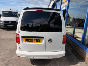 2020 Volkswagen Caddy 2.0 Tdi C20 Startline Panel Van 5dr Diesel Manual Swb Euro 6 102 Ps in White — image 5