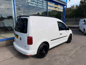 2020 Volkswagen Caddy 2.0 Tdi C20 Startline Panel Van 5dr Diesel Manual Swb Euro 6 102 Ps in White — image 6