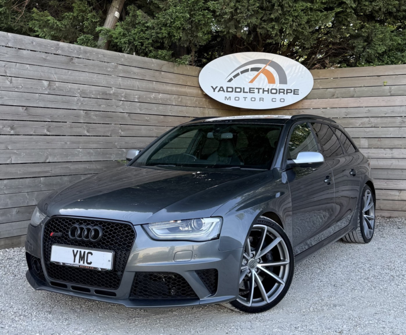 2014 Audi Rs4 Avant 4.2 Fsi V8 in Grey — image 1