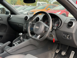 2011 Audi Tt 1.8 Tfsi Roadster Euro 5 2dr in Black — image 2