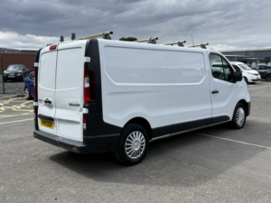 2015 Renault Trafic 1.6 Ll29 Dci 115 Business in White — image 4