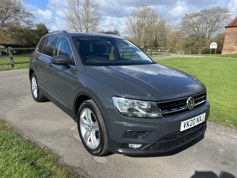 2020 Volkswagen Tiguan 1.5 Tsi Evo Match in Grey — image 1