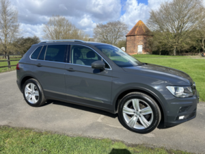 2020 Volkswagen Tiguan 1.5 Tsi Evo Match in Grey — image 2