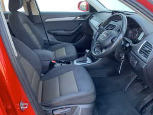 2013 Audi Q3 2.0 Tdi Quattro Se Automatic 5-Door in Red — image 5