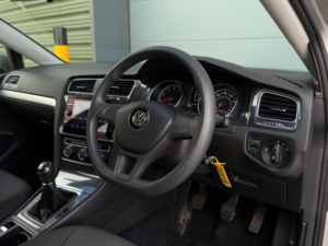2017 Volkswagen Golf 1.4 Tsi Bluemotion Tech S Euro 6 (s/s) 3dr in Silver — image 2