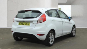 2013 Ford Fiesta 1.6 Zetec Powershift Euro 5 5dr in White — image 3