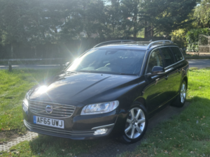 2015 Volvo V70 2.0 Se Lux D4 in Black — image 2