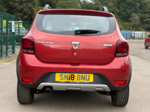 2018 Dacia Sandero Stepway 0.9 Tce Laureate Hatchback 5dr Petrol Manual Euro 6 (s/s) (90 Ps) in Red — image 6