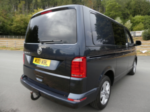 2019 Volkswagen Transporter 2.0 Tdi T32 Bluemotion Tech Highline Kombi Double Cab 5dr Diesel DSG Fwd Swb Euro 6 (s/s) (150 Ps) in Blue — image 3