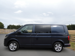 2019 Volkswagen Transporter 2.0 Tdi T32 Bluemotion Tech Highline Kombi Double Cab 5dr Diesel DSG Fwd Swb Euro 6 (s/s) (150 Ps) in Blue — image 6