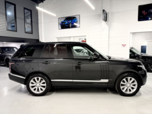 2015 Land Rover Range Rover 3.0 Td V6 Vogue in Grey — image 6