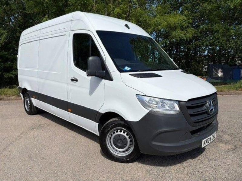 2024 Mercedes-Benz Sprinter 2.0 315 Cdi Premium Fwd L2 H2 Euro 6 (s/s) 5dr in White — image 1