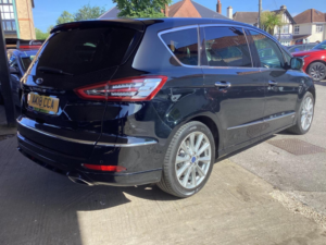 2018 Ford S-Max 2.0 Tdci Vignale Powershift Euro 6 (s/s) 5dr in Black — image 5