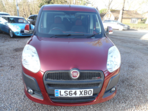 2014 Fiat Doblo 1.6 Doblo Eleganza 1.6 16v Multijet 90hp Dualogic in Red — image 2