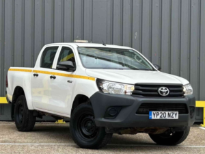 2020 Toyota Hilux D-4d Active Pickup 2.4 Manual Diesel in White — image 3