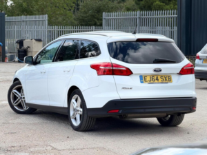 2015 Ford Focus 1.6 Titanium Powershift Euro 6 5dr in White — image 3