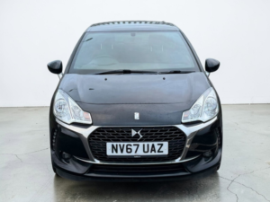 2018 Ds Automobiles Ds 3 1.2 Puretech Connected Chic Hatchback 3dr Petrol Manual Euro 6 (82 Ps) in Multicolour — image 5