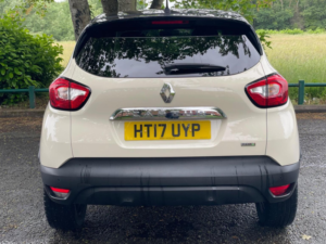 2017 Renault Captur 1.5 Dci Energy Dynamique S Nav Auto Euro 6 (s/s) 5dr in White — image 5
