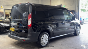 2018 Ford Transit Connect 1.5 Tdci 230 Crewcab Diesel Black 5dr Novat+1 Keeper+5 Seater+dab in Black — image 6