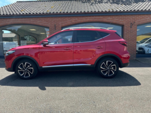2024 MG MG Zs 1.5 Vti-Tech Exclusive Euro 6 (s/s) 5dr in Red — image 4