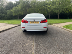 2012 BMW 5 Series 2.0 520d Efficient Dynamics in White — image 5