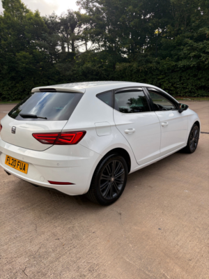 2020 SEAT Leon 2.0 Tdi Xcellence Lux Hatchback 5dr Diesel DSG Euro 6 (s/s) (150 Ps) in White — image 5