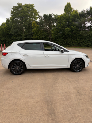 2020 SEAT Leon 2.0 Tdi Xcellence Lux Hatchback 5dr Diesel DSG Euro 6 (s/s) (150 Ps) in White — image 6