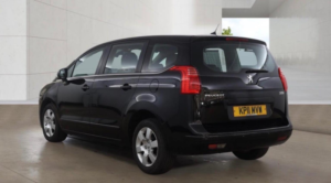 2011 Peugeot 5008 1.6 Hdi Sport Euro 5 5dr in Black — image 3
